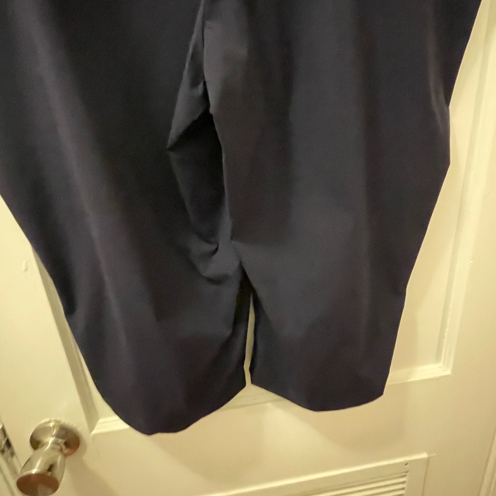 Columbia Women’s Omni Shield Regular Fit Capri Pants Blue - Picture 8 of 9